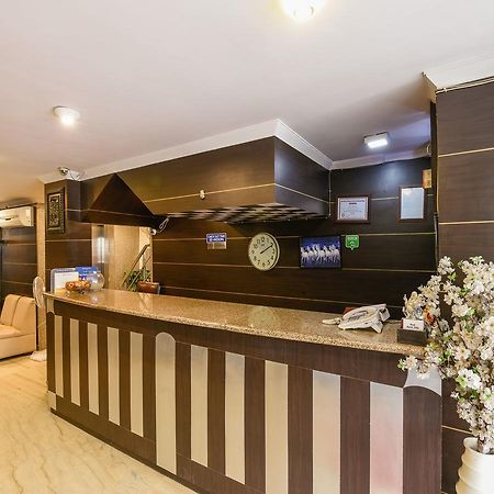 Hotel Amrit Villa เดลี ภายนอก รูปภาพ