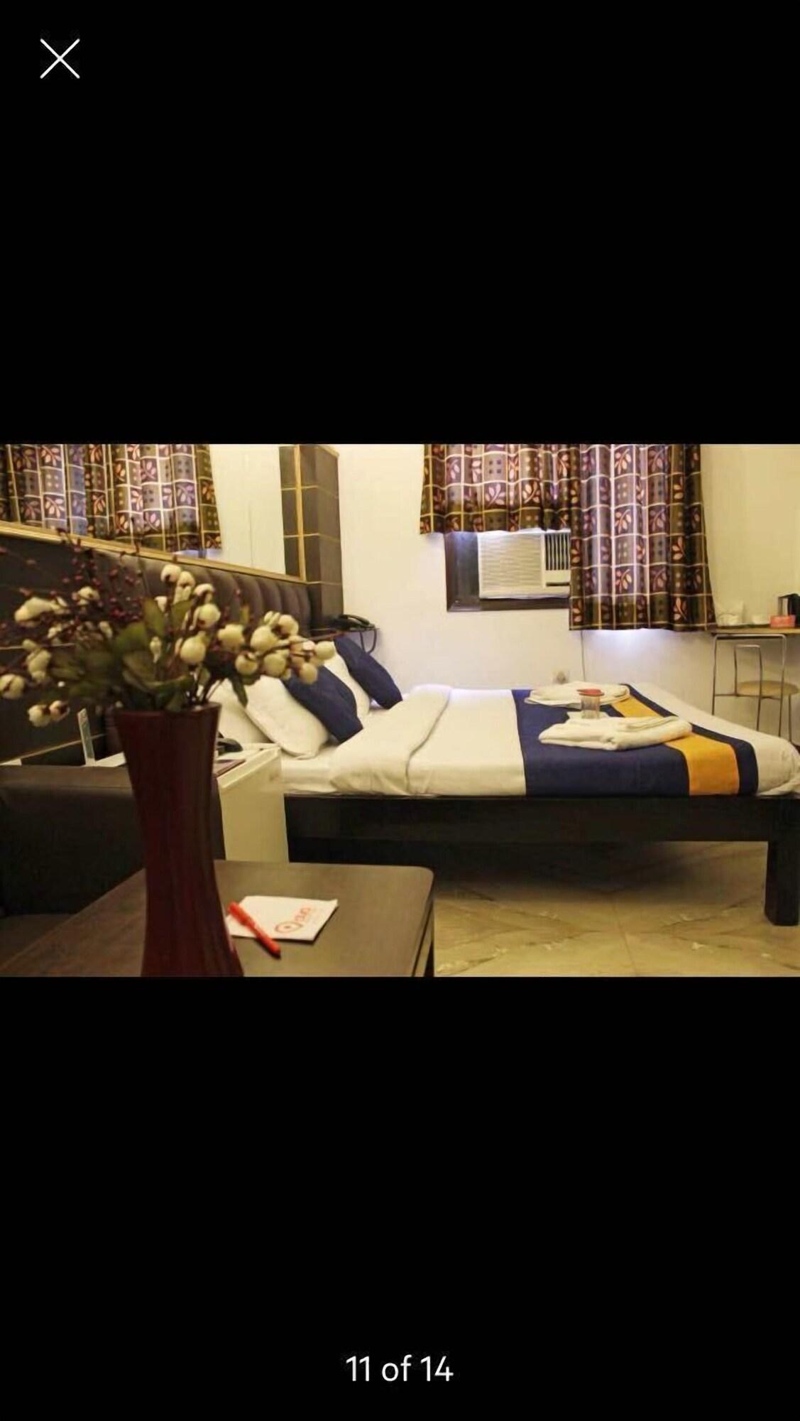 Hotel Amrit Villa เดลี ภายนอก รูปภาพ
