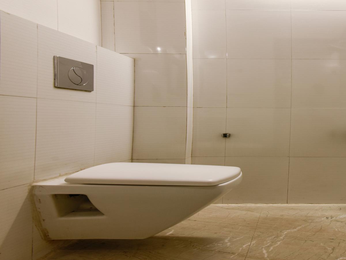 Hotel Amrit Villa เดลี ภายนอก รูปภาพ